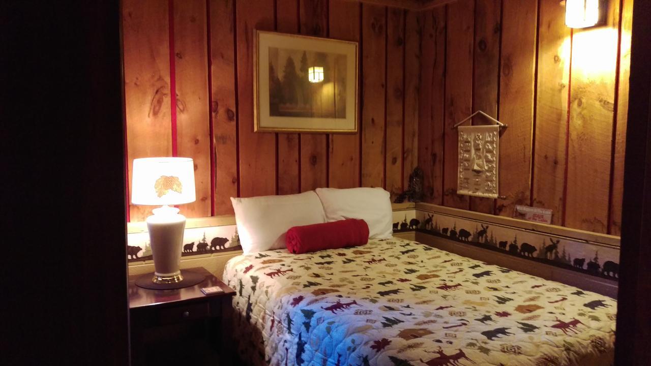 Alpine Motel Branch Eksteriør bilde