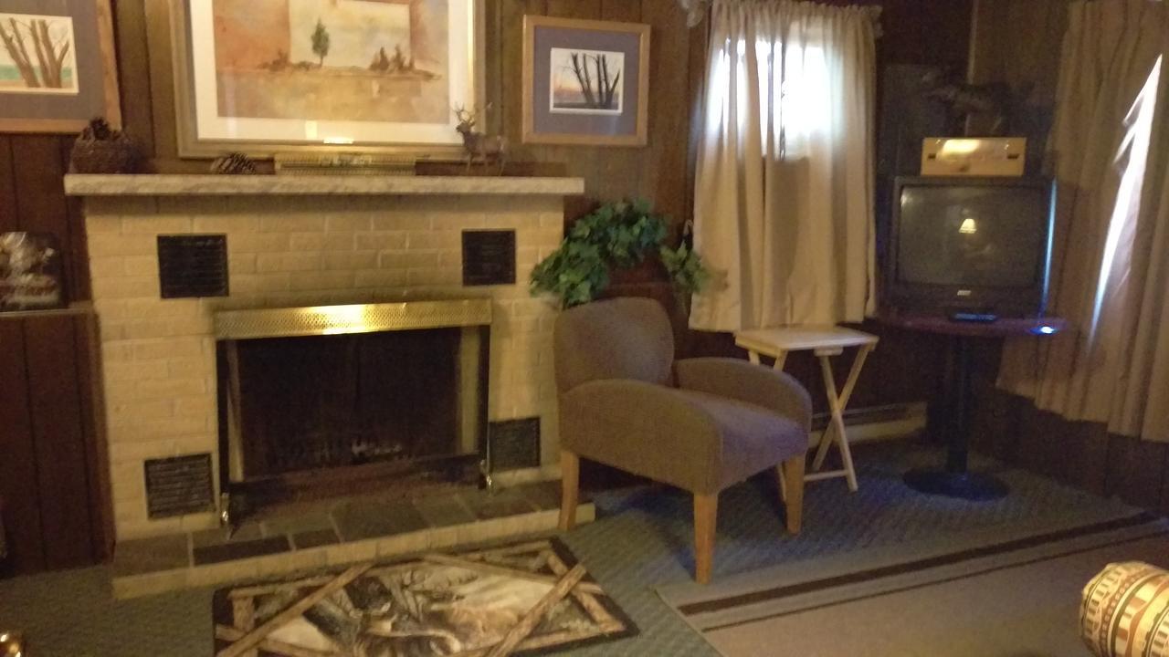 Alpine Motel Branch Eksteriør bilde